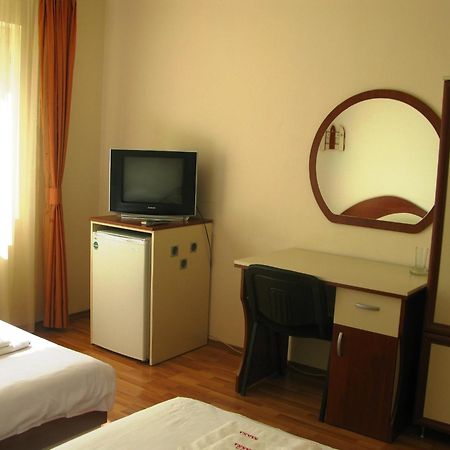 Hotel Nakra Radnevo Kültér fotó